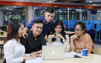 Trường ĐH Nguyễn Tất Thành đồng hành với phát triển sự nghiệp của học viên cao học