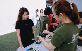 Việt Nam trên con đường trở thành ‘quốc gia không tiền mặt’ Việt Nam trên con đường trở thành ‘quốc gia không tiền mặt’