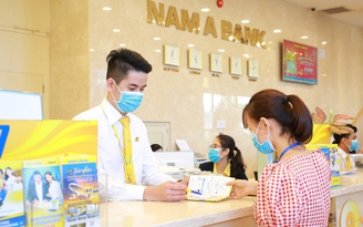 Nam A Bank dành 6 tỉ đồng hỗ trợ nhân viên tiêm vắc xin phòng Covid-19