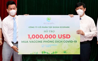 Ecopark trao 1 triệu USD ủng hộ quỹ Vaccine Covid-19 của Chính phủ