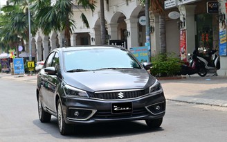 Suzuki Ciaz ghi điểm tuyệt đối nhờ độ rộng rãi, tính thực dụng cao