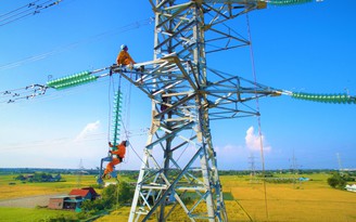 EVNSPC nỗ lực vượt khó, hoàn thành xuất sắc các chỉ tiêu năm 2022 EVNSPC nỗ lực vượt khó, hoàn thành xuất sắc các chỉ tiêu năm 2022