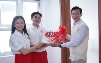 Gửi trao yêu thương cùng bia 333 và hơn 100 phần quà Tết đậm đà