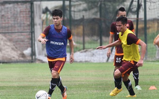 HLV Guillaume: 'Tôi luôn muốn có Công Vinh và Công Phượng ở HAGL'