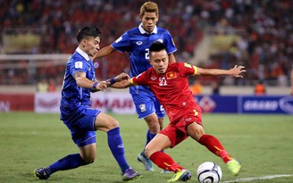 Tuyển thủ U.23 Việt Nam Huy Toàn gặp chấn thương giống Neymar ở World Cup 2014