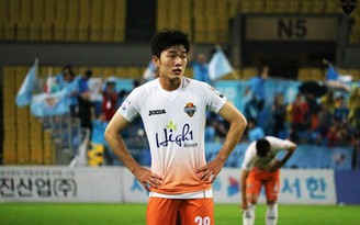 Xuân Trường bị thay sớm trong lần thứ 2 đá chính cho Gangwon FC