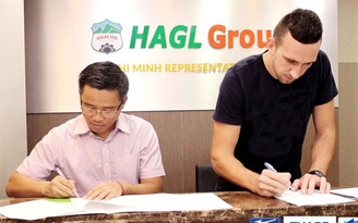 HAGL tăng cường 'chuyên gia chống bóng bổng' cho mục tiêu top 5 V-League 2020