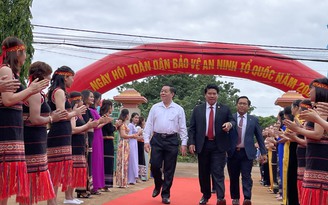Ông Nguyễn Trọng Nghĩa dự Ngày hội toàn dân bảo vệ an ninh Tổ quốc tại Đắk Lắk