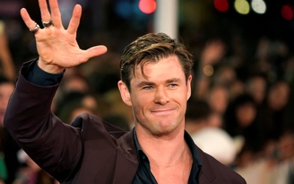 Chris Hemsworth chính thức quay 'Thor: Love and Thunder' trong tuần này