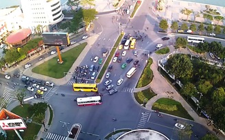 Mỗi tháng tăng 1.300 ô tô, Đà Nẵng ùn tắc vì thiếu bãi đỗ xe