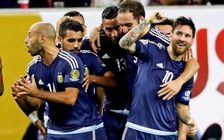 Messi sút phạt thần sầu, Argentina vào chung kết Copa America 2016