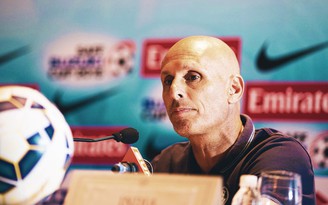 Tuyển Ấn Độ thắng đậm Thái Lan: HLV Stephen Constantine là ai?