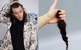 Dân mạng phát sốt vì Harry Styles ‘xuống tóc’ làm từ thiện