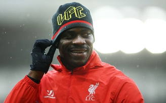 Balotelli ngậm trái đắng vì chọc giận fan M.U
