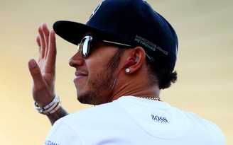 Lewis Hamilton là VĐV giàu nhất nước Anh