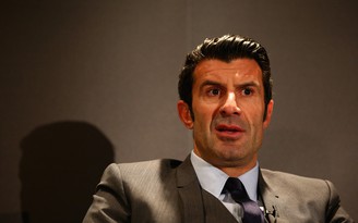 Luis Figo: 'Sepp Blatter không có khả năng lãnh đạo FIFA'