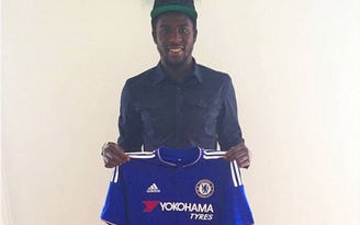 Tân binh giá rẻ của Chelsea không được dự Champions League