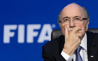 Chủ tịch FIFA trở lại làm việc và kiên quyết không từ chức