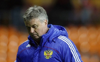 HLV Hiddink sẽ tiếp tục hủy hoại Chelsea