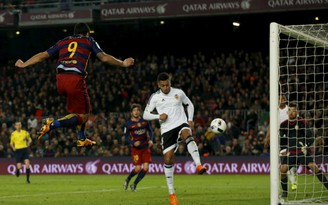 Barcelona gây ác mộng cho cựu thủ quân M.U ở Valencia