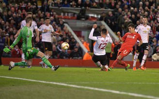 Liverpool hạ gục M.U trong trận derby nước Anh ở Europa League