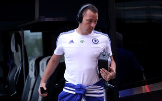 Terry ngỏ lời muốn tiếp tục gắn bó với Chelsea