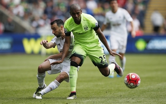 Hòa Swansea, Man City xem như giành vé dự Champions League mùa tới