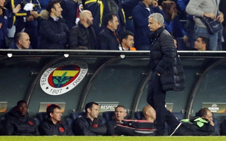 'M.U sẽ còn phải chịu thêm 2 năm đau khổ với Mourinho'