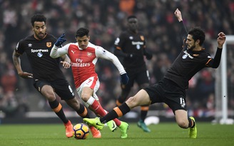 Sanchez giúp Arsenal giành 3 điểm trước Hull