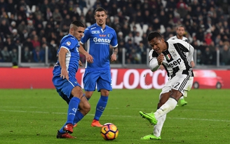 Juventus đã hay lại còn may