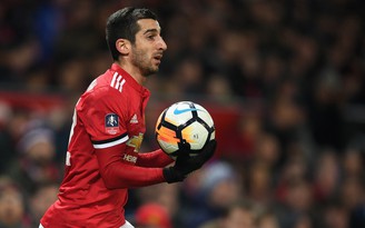 Cựu danh thủ Arsenal: 'Hãy mua Martial và quên Mkhitaryan đi'