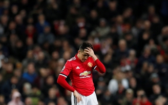 Sanchez đang trở thành ngôi sao cô đơn ở M.U