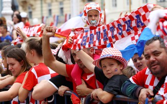 Người Croatia mở hội ăn mừng ngôi á quân World Cup 2018