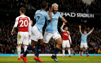 Aguero lập hattrick, Man City đánh bại Arsenal
