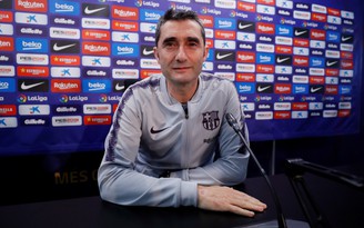 Barcelona chỉ gia hạn hợp đồng thêm 1 năm với HLV Valverde