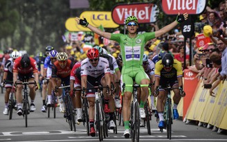 Tour de France 2017: Kittel thắng chặng 10 khi tái lập cú nước rút chớp nhoáng