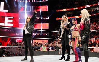 Siêu sao võ thuật Ronda Rousey bất ngờ lấn sân sang sàn đấu vật WWE