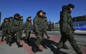 Hàn Quốc điều quân đội bảo vệ Olympic mùa đông sau khi lực lượng an ninh nhập viện tập thể