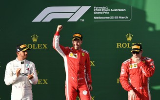 Vettel vượt mặt Hamilton để thắng chặng khai màn F1 năm 2018