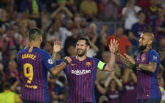 Champions League: Messi đánh dấu sự trở lại bằng cú hattrick