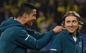 Ronaldo lại đối đầu Modric ở cuộc đua tranh Quả bóng vàng