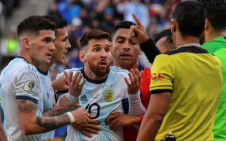 Messi gửi lời xin lỗi CONMEBOL để né án cấm thi đấu dài hạn