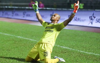 Bóng đá Malaysia sốc với tin thủ môn kỳ cựu đột ngột qua đời