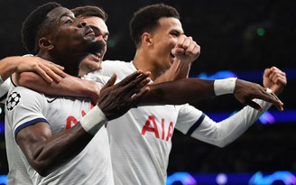 Champions League: Tottenham đoạt vé đi tiếp trong trận Mourinho ra mắt CĐV nhà