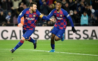 Messi “cứu” ngày ra mắt Barcelona của tân HLV Setien