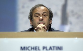 Huyền thoại Platini trở lại với bóng đá, khởi đầu tham vọng làm quan chức