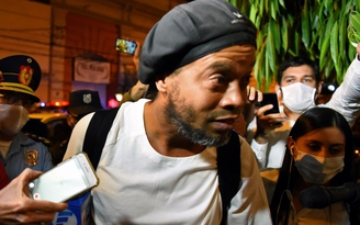 Messi đã trả tiền bảo lãnh giúp Ronaldinho tạm thoát khỏi nhà tù Paraguay
