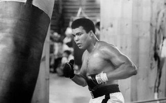 Vì sao võ sĩ Muhammad Ali bị Mỹ bỏ tù liên quan chiến tranh Việt Nam?