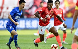 Bóng đá Trung Quốc cấm đủ thứ để giải hàng đầu khởi động