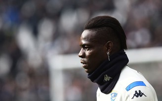 “Ngựa chứng” Balotelli bị chấm dứt hợp đồng sau khi “bặt vô âm tín”